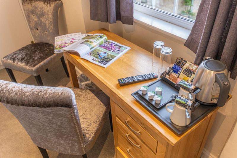 여관 Rose And Crown Bath