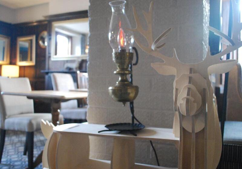 여관 Rose And Crown Bath