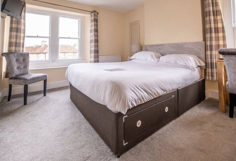 여관 Rose And Crown Bath