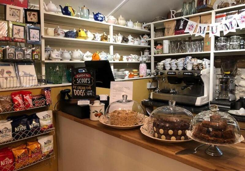 여관 Rose And Crown Bath