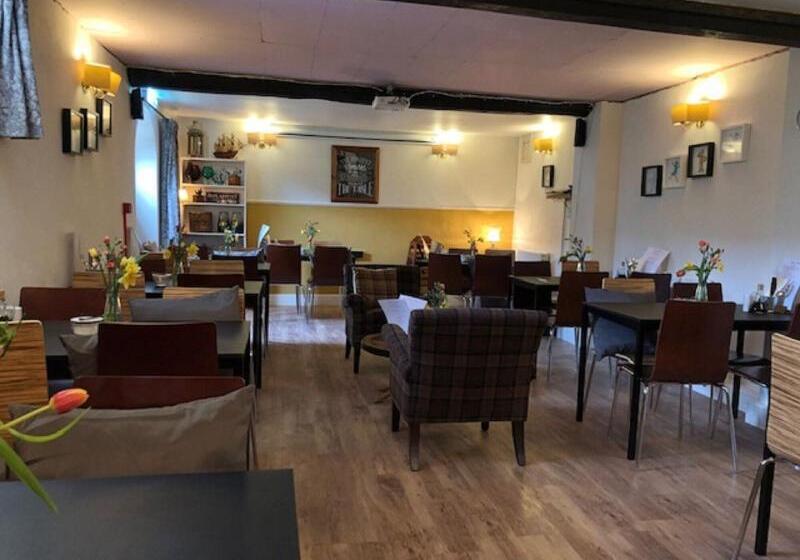 여관 Rose And Crown Bath