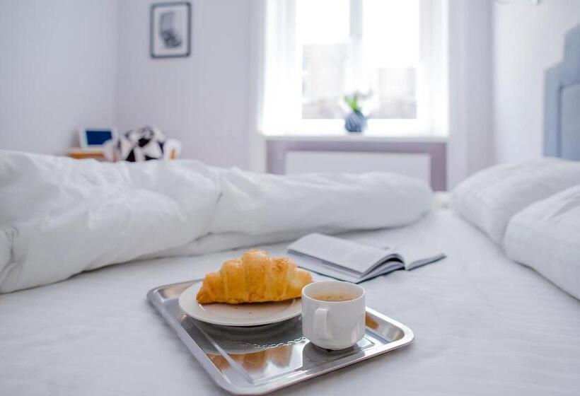 هتل Art Deco Central Rooms