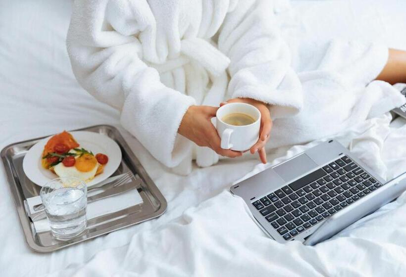 هتل Art Deco Central Rooms