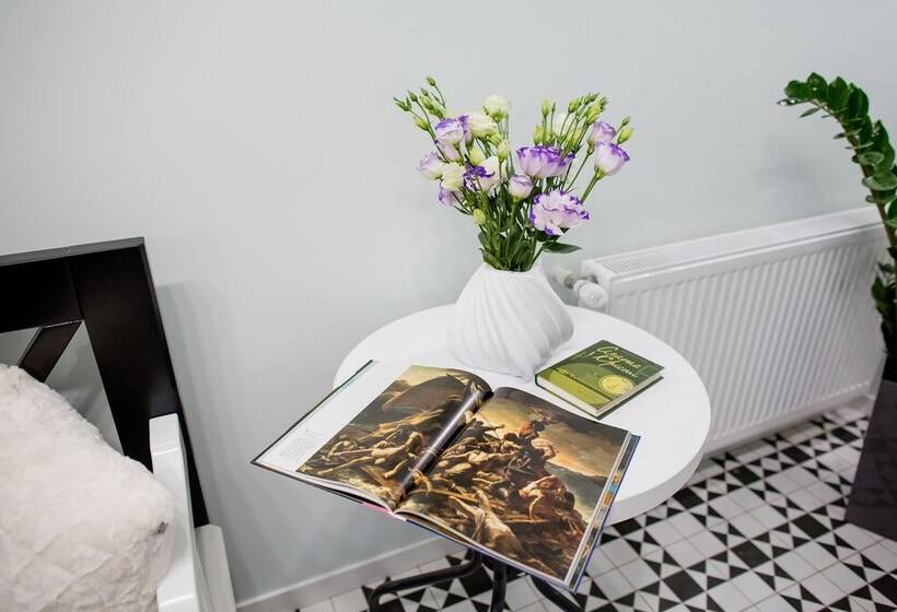 هتل Art Deco Central Rooms