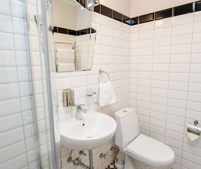 هتل Art Deco Central Rooms