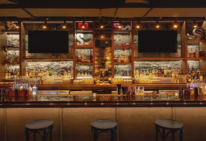 בית מלון כפרי Dream Nashville, By Hyatt