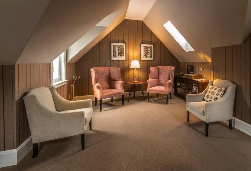 בית מלון כפרי Dunton Town House