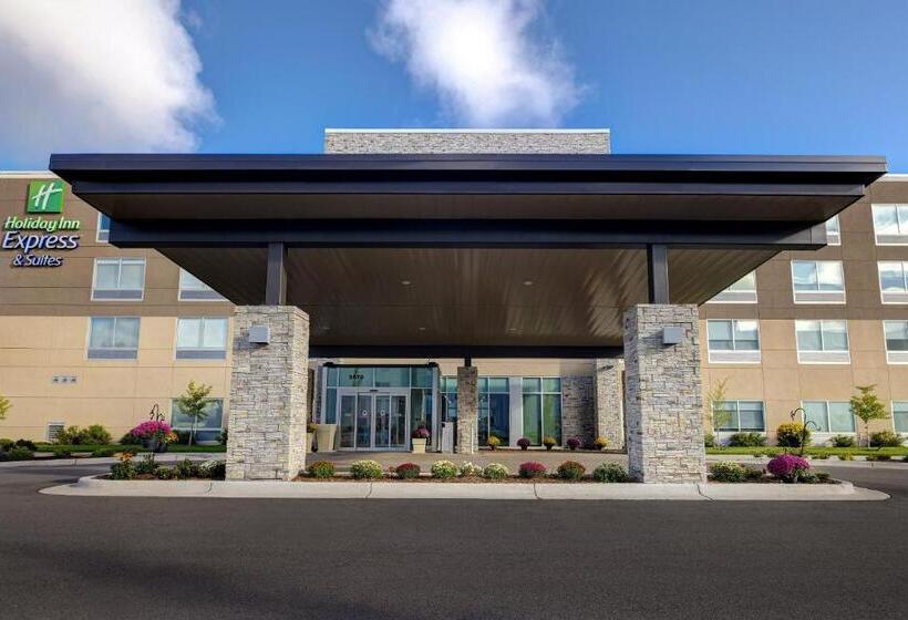 Отель Holiday Inn Express & Suites   Brighton, An Ihg