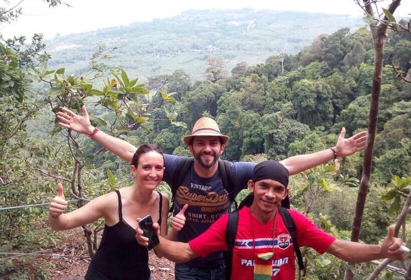 בית מלון כפרי Horizon Beach Resort Koh Jum