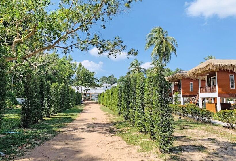 בית מלון כפרי Horizon Beach Resort Koh Jum