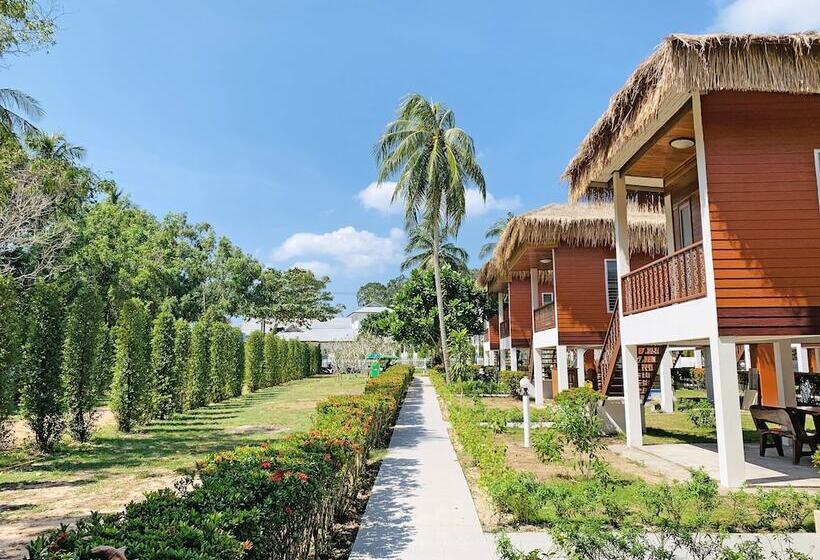 בית מלון כפרי Horizon Beach Resort Koh Jum