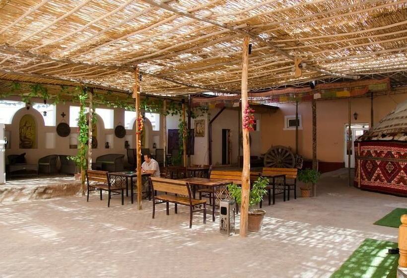 فندق Jipek Joli Inn