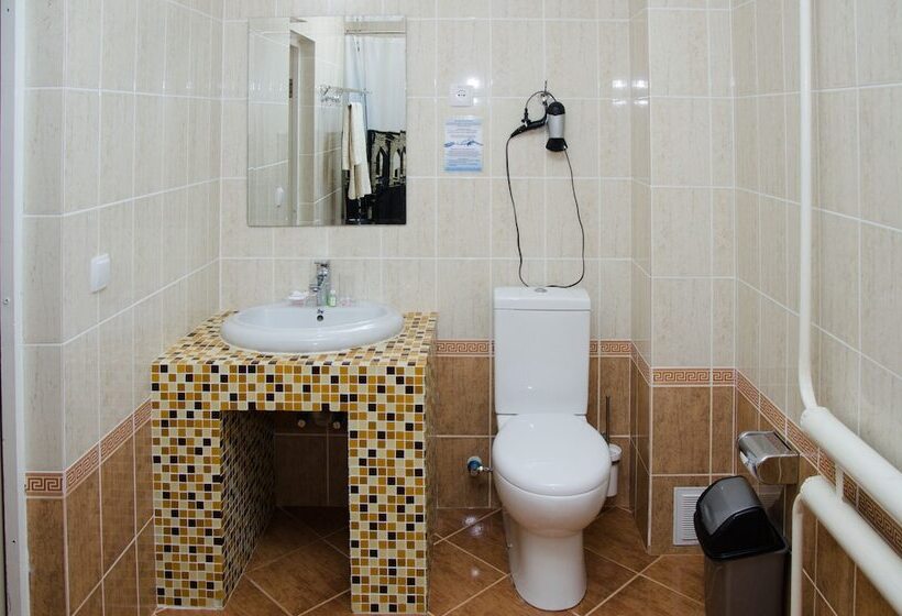 בית מלון כפרי Jipek Joli Inn