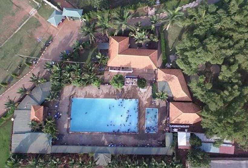 هتل Kavumba Recreation Center