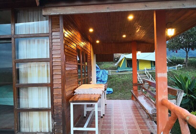 בית מלון כפרי Oonimok