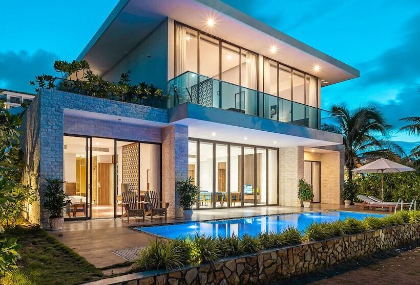 هتل Rosa Alba Resort & Villas Tuy Hoa