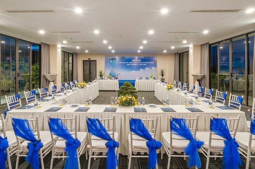 هتل Rosa Alba Resort & Villas Tuy Hoa