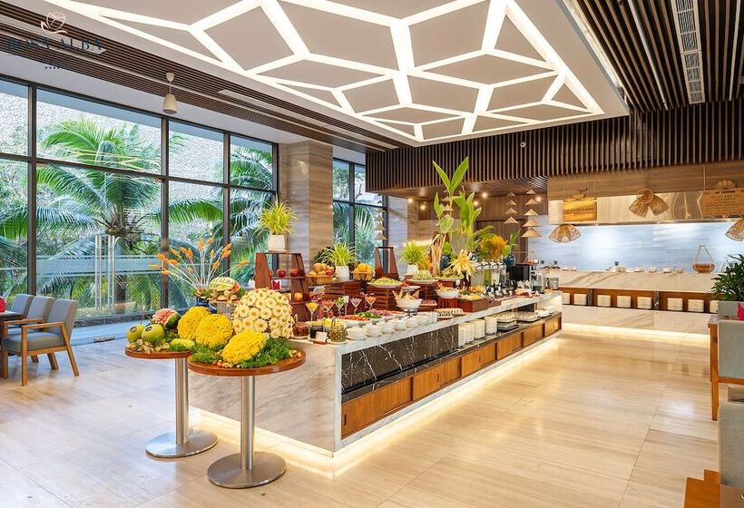 هتل Rosa Alba Resort & Villas Tuy Hoa