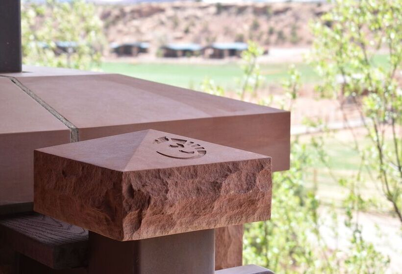 乡村酒店  Cougar Ridge