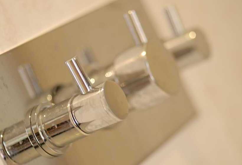 酒店 The Carrington Arms