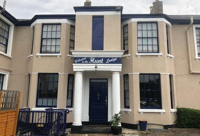 בית מלון כפרי The Hunt Lodge