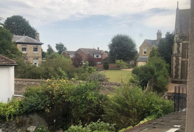 בית מלון כפרי The Hunt Lodge