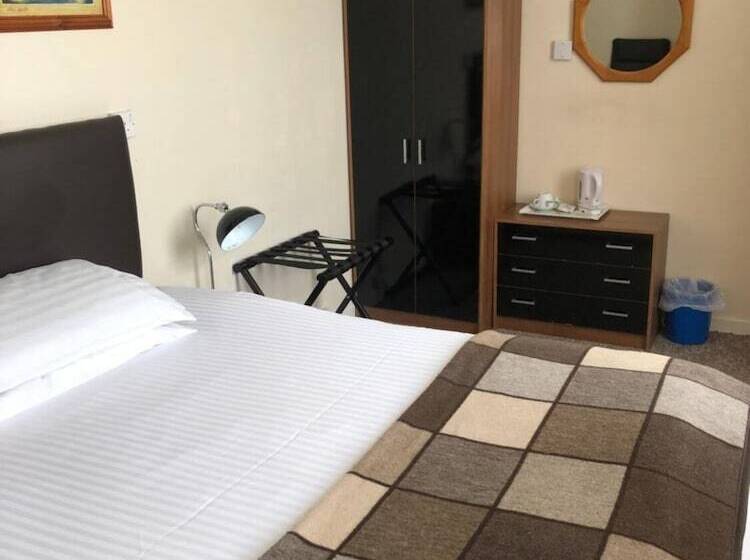 בית מלון כפרי The Hunt Lodge