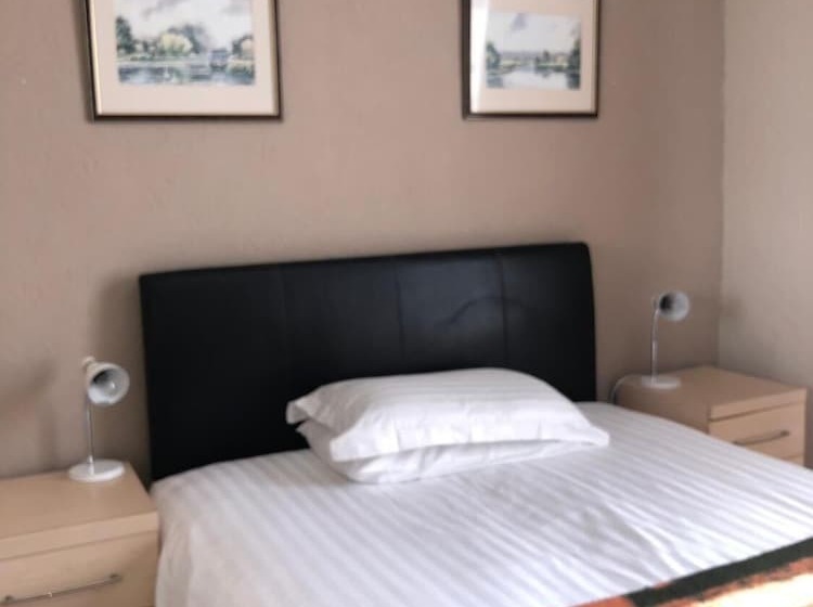 בית מלון כפרי The Hunt Lodge