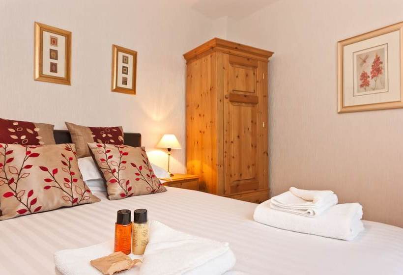 호텔 The Kings Arms