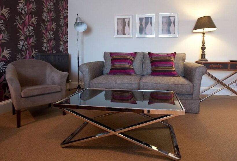 בית מלון כפרי The Townhouse