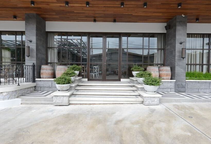 Отель Vst Residence  Sha Plus Certified