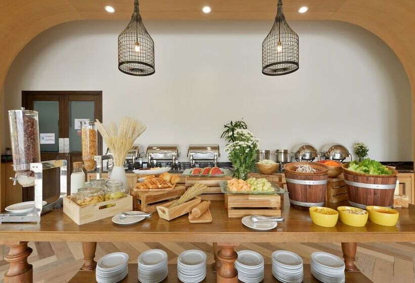 Отель Vst Residence  Sha Plus Certified