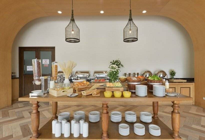 Отель Vst Residence  Sha Plus Certified