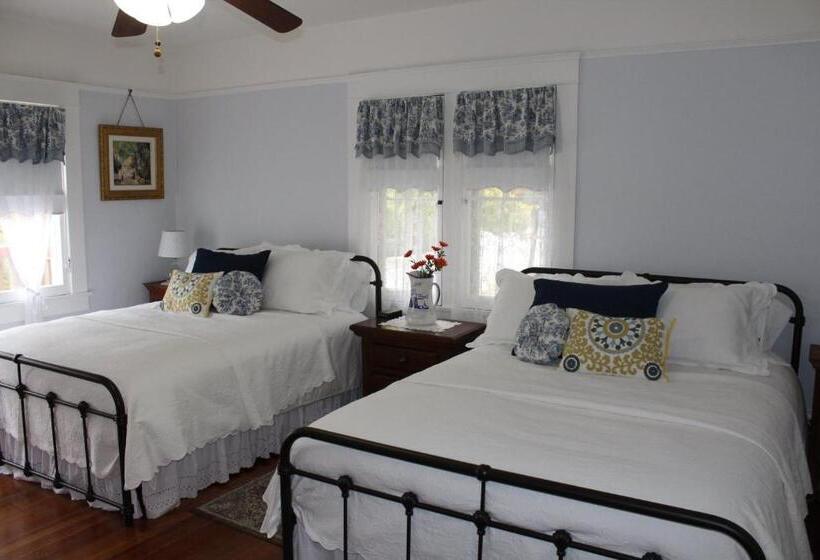 Lady Geneva Bed & Breakfast