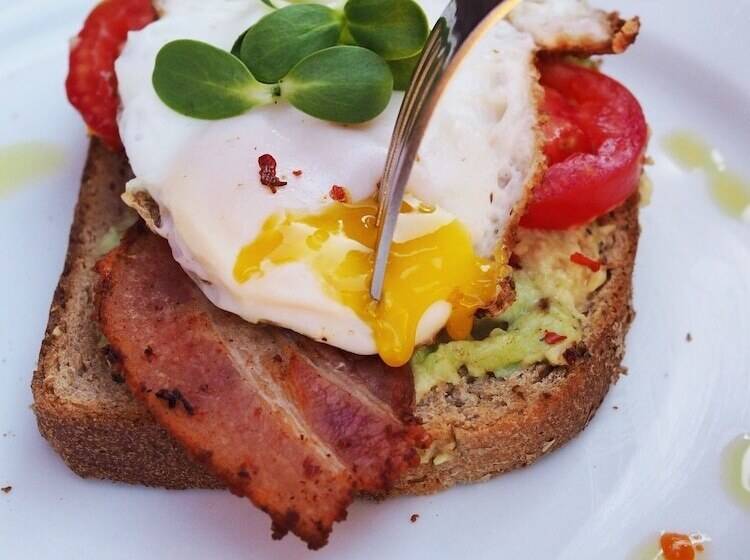 Lady Geneva Bed & Breakfast