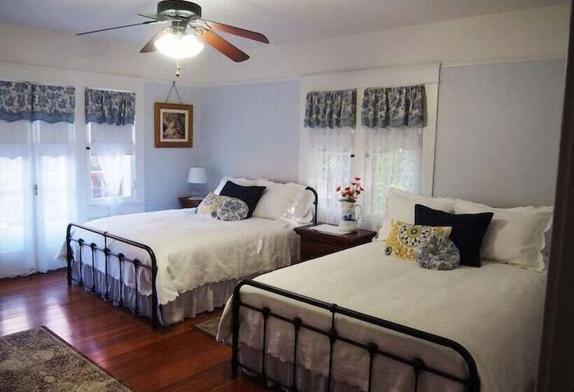 Lady Geneva Bed & Breakfast