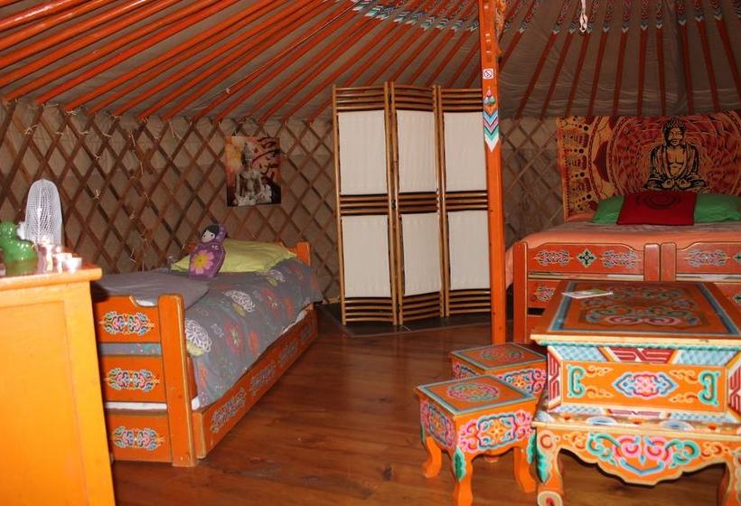 Les Yourtes Bourcominoises