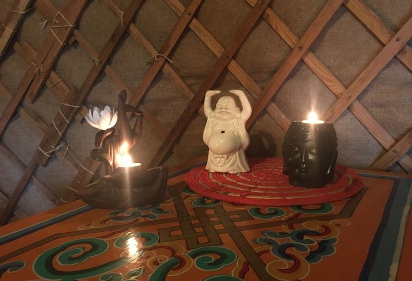 Les Yourtes Bourcominoises