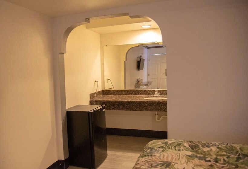 فندق على الطريق Starlight Inn La Brea