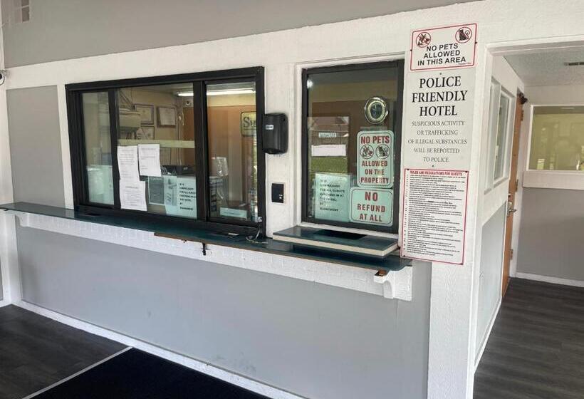 فندق على الطريق Superlodge