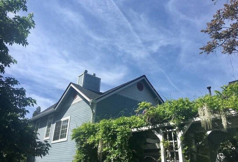 Oak Tower Townhouse 1.5 Blocks To Osf