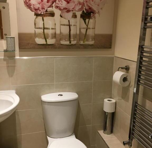 Peel House Apartments