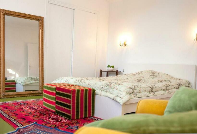 بنسيون 46fm : Montauban Guest House