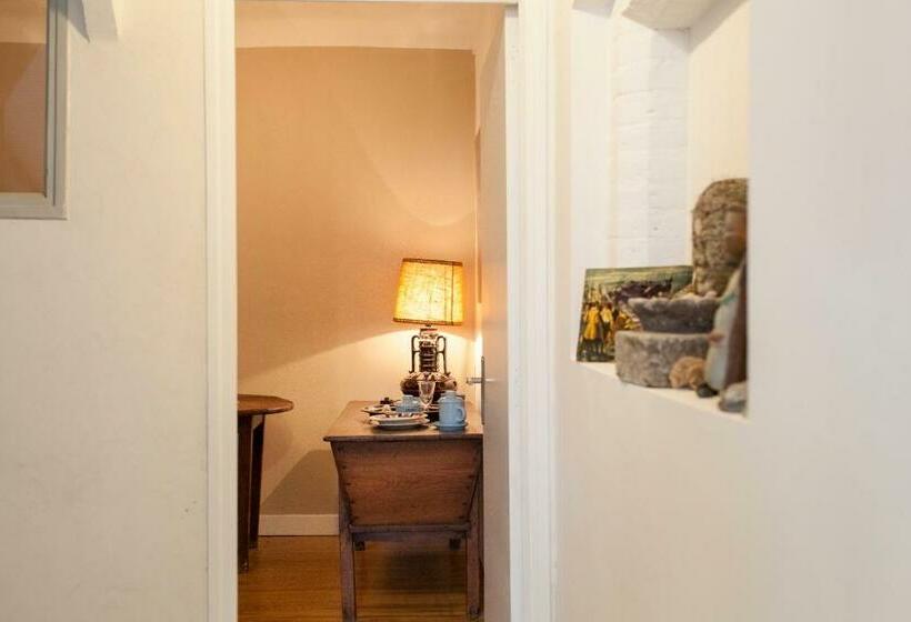 بنسيون 46fm : Montauban Guest House