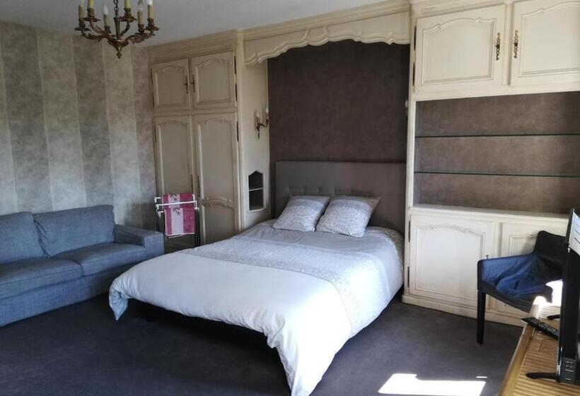 ペンション Jacaranda De Banaudon