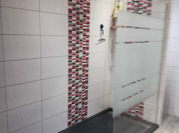 ペンション Jacaranda De Banaudon