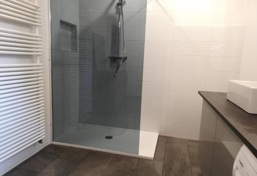 ペンション Jacaranda De Banaudon