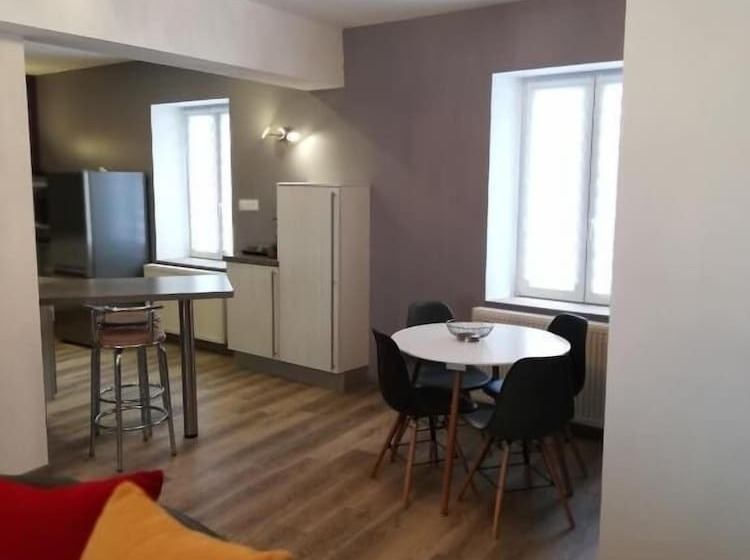 ペンション Jacaranda De Banaudon