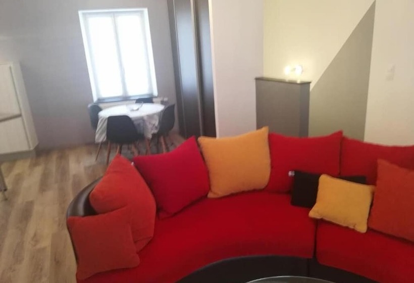 ペンション Jacaranda De Banaudon