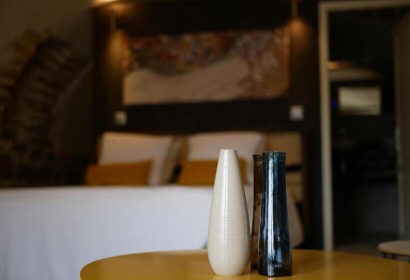 膳宿费 Les Agaves